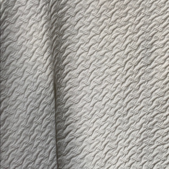 H&M Divided Textured White Short Dress - Picture 4 of 4